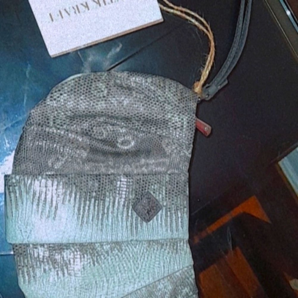 Bag - Picture 2 of 2